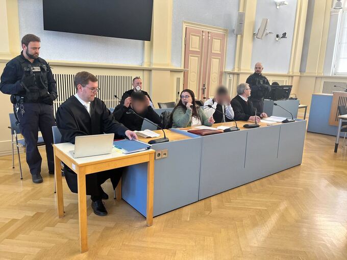 Prozess wegen wegen versuchten Mordes gegen zwei Brüder