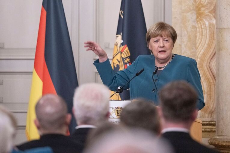 Kretschmann würdigt Merkel für Corona-Politik Kretschmann würdigt Merkel für Corona-Politik