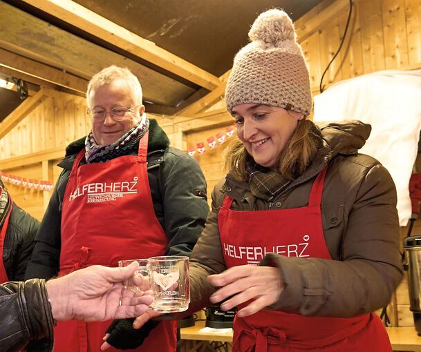 Für die gute Sache im Einsatz sind am kommenden Wochenende wieder Gerhard Ulmer, Chef des Verlagshauses Ungeheuer + Ulmer, und LKZ-Chefredakteurin Ulrike Trampus.