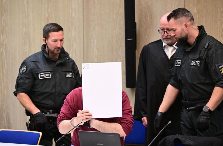 Auftakt im Mordprozess nach Todesfahrt von Mannheim Auftakt im Mordprozess nach Todesfahrt von Mannheim