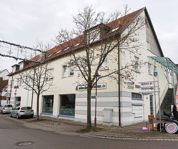 Die bisherigen Räume des Sportgeschäfts Trinkner in der Hauptstraße 42: Hier soll die Bücherei einziehen.