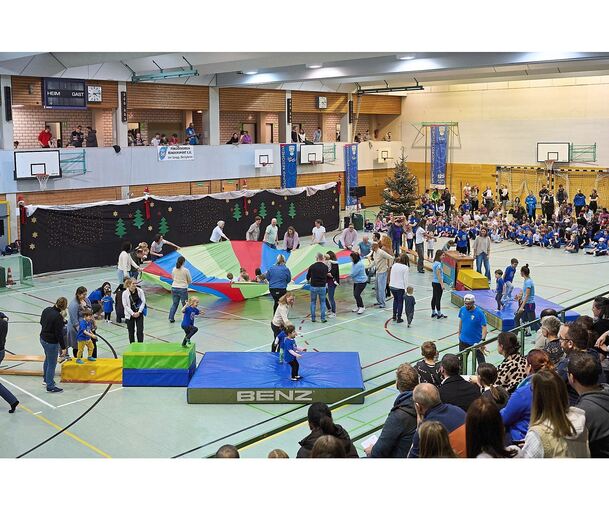 Beim ElKi-KiB reisten die Kinder mit einer Eisenbahn um die Welt.