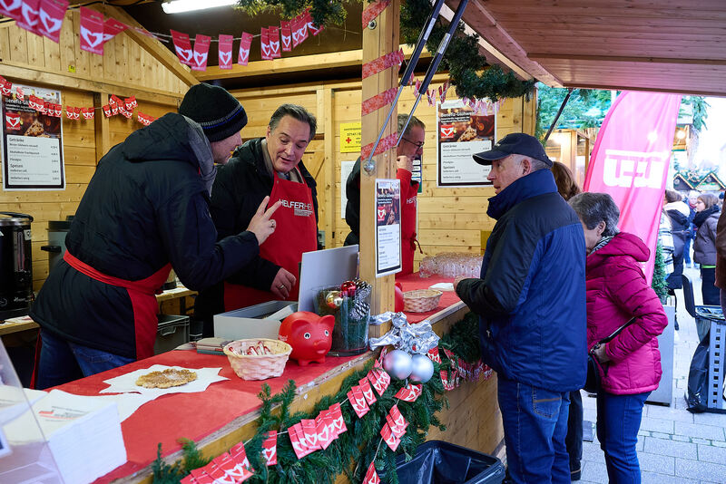 Der Stand der LKZ auf dem Barock-Weihnachtsmarkt Ludwigsburg.