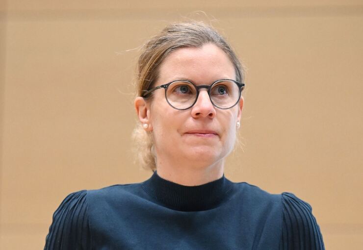 BGH verhandelt Impfschaden-Klage gegen Astrazeneca