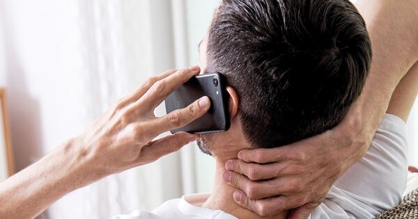 Mann-aus-L-chgau-f-llt-auf-falsche-Bankmitarbeiterin-herein