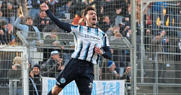 Treffsicherer Angreifer: Flamur Berisha bejubelt einen seiner neun Saisontreffer.