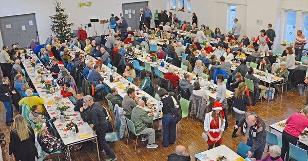 Heiligabend-gemeinsam-in-Ludwigsburg-Niemand-soll-Weihnachten-allein-sein