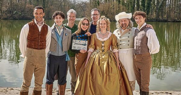 Die Darsteller beim Fototermin im März am Monrepos.