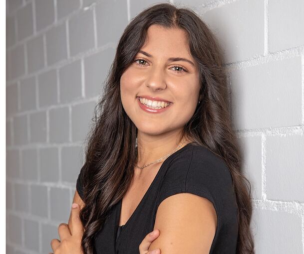 Yasmin Habaal strebt eine Promotion im Fach Theaterpädagogik an.