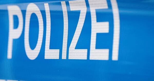Die Polizei meldet einen Einbruch in Besigheim.