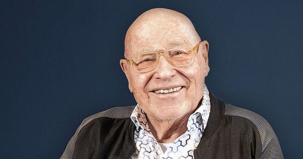 Eberhard Bezner, der langjährige frühere Geschäftsführer und heutige Mitgesellschafter der Olymp Bezner KG, feiert am 31. Dezember seinen 90. Geburtstag.