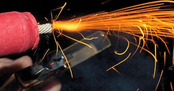 Stadion-und-Sporthalle-in-Kornwestheim-und-Ludwigsburg-verw-stet