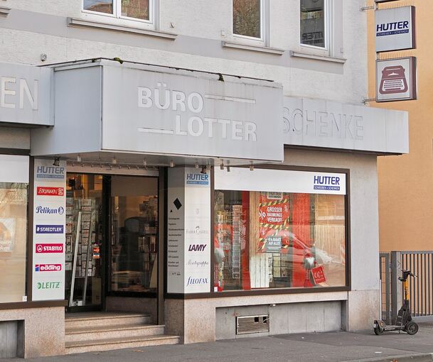 „Wenn immer so viele gekommen wären“, sagt Geschäftsführer Hermann Hutter über den Räumungsverkauf.