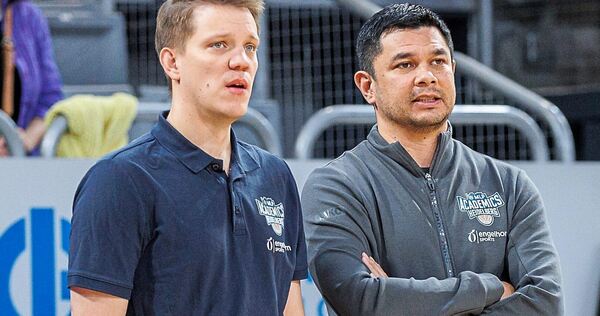 In dieser Saison krisenerprobt: Alex Vogel (links) und Danny Jansson.