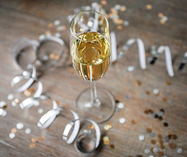 Regelmäßig laden die Stadtverwaltungen zu Neujahrsempfängen. In Zeiten knapper Kassen ist das aber mancherorts anders.