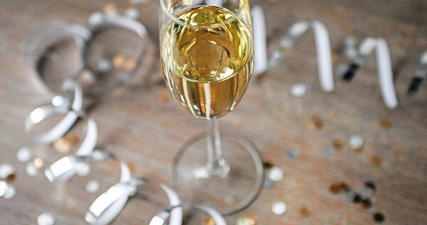 Regelmäßig laden die Stadtverwaltungen zu Neujahrsempfängen. In Zeiten knapper Kassen ist das aber mancherorts anders.