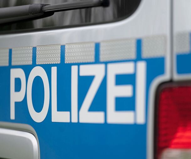 Die Polizei sucht Zeugen.
