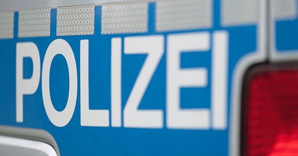 Verkehrsunfall-auf-der-B27-bei-Ludwigsburg-Eine-Person-leicht-verletzt
