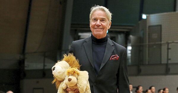 Auch der langjährige Erzrivale Rüdiger Knaack, Ex-Trainer des Braunschweiger TSC, äußert sich zum Aus der Ludwigsburger Standardformation.