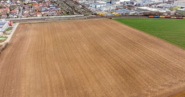 Das Land gibt sich zugeknöpft bei der Frage, was es auf dem Schanzacker plant – auch wenn keine Erstaufnahme käme.