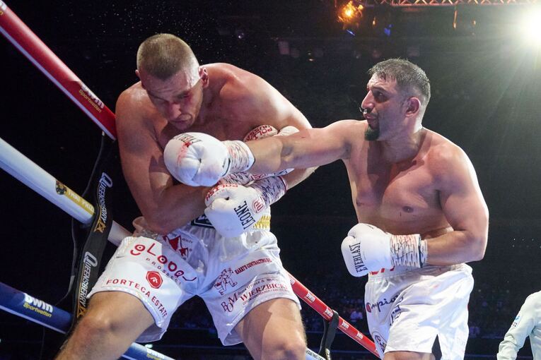 Boxen: Agit Kabayel - Damian Knyba