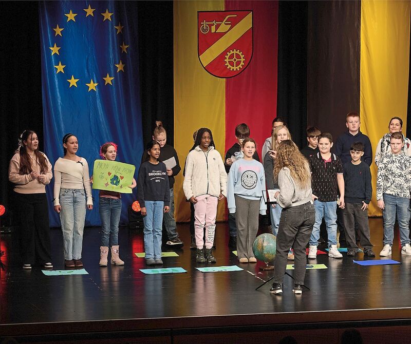 Realschule Tamm Klasse 5 mit dem „Climate Song“.