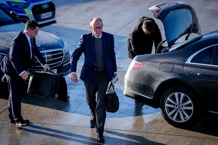 Bundeskanzler Merz reist nach Indien