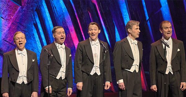 Sukkulente mit Hüftschwung: Berlin Comedian Harmonists im Ludwigsburger ...