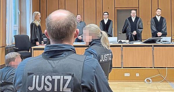 Der 46-Jährige muss sich seit Mitte Dezember vor dem Heilbronner Landgericht verantworten. Den Vorwurf der versuchten Tötung sieht seine Verteidigung nicht bestätigt.