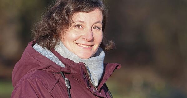 Für den Spaziergang mit unserer Zeitung hat sich die Linken-Landtagskandidatin Ingrid Petri das Enzufer in Besigheim ausgesucht. 4073