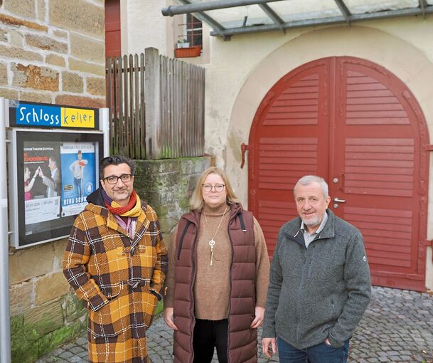 Alexander Ilic, Tina Strba und Mark Scheuerle wollen den Schlosskeller mit ihrem Verein „Südlich vom Ochsen“ wieder beleben.