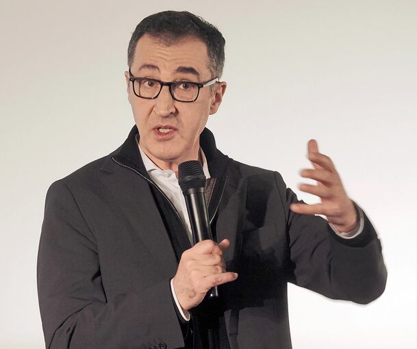 Grünen-Spitzenkanidat Cem Özdemir hat am Donnerstagnachmittag sich und seine politischen Leitlinien präsentiert.