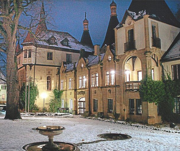 Noch romantischer als sonst präsentiert sich das Schloss bei Dunkelheit.