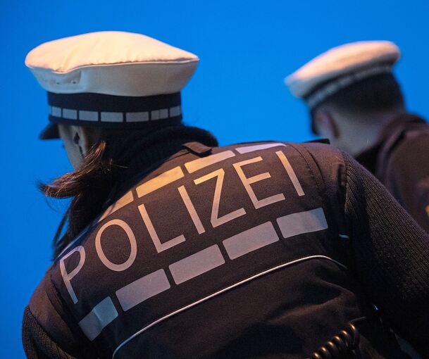 Die Polizei hofft auf Zeugenhinweise.