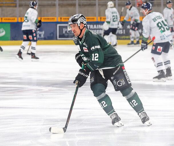 Lässt per Gewaltschuss den Knoten aufgehen: Pawel Dronia.