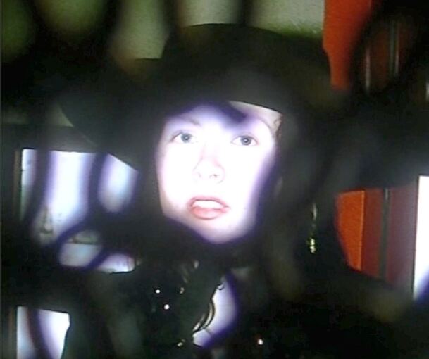 Rosa Anschütz nützt Repetition als Stilmittel der Poesie.