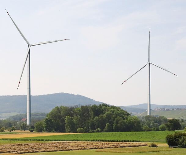 Windräder zwischen Kleinsachsenheim und Hohenhaslach: Eine Fotomontage zeigt, wie sich die Landschaft verändern könnte.