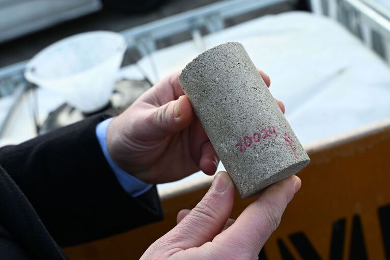 Universität Stuttgart sammelt Urin für Beton