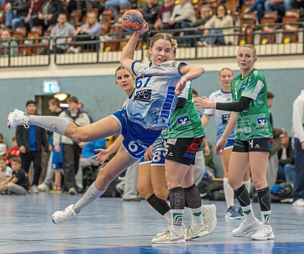 Nina Haug erzielt gegen Flein eines ihrer 57 Saisontore.