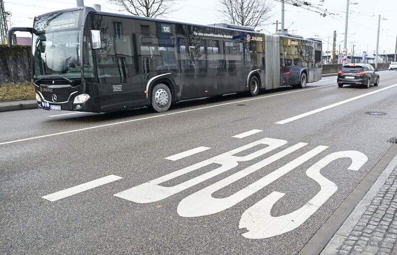 Vor Warnstreiks im öffentlichen Nahverkehr - Esslingen