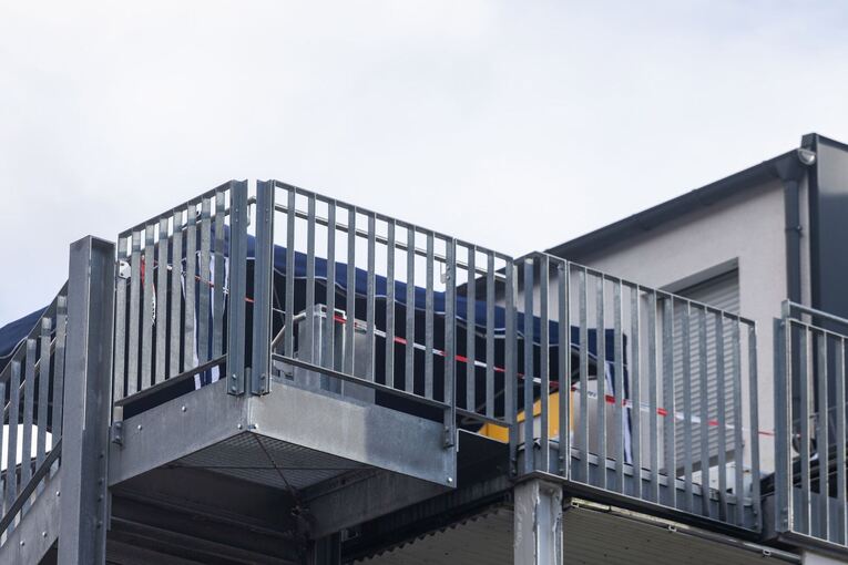 Toter in Asylunterkunft - Polizei ermittelt Toter in Asylunterkunft - Polizei ermittelt