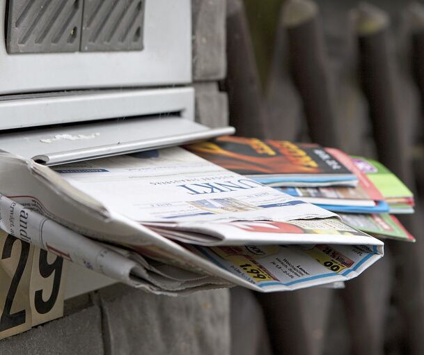 Im Briefkasten versteckt sich manchmal auch ein Zettel von Betrügern.