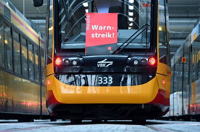 Warnstreiks im Nahverkehr in Karlsruhe