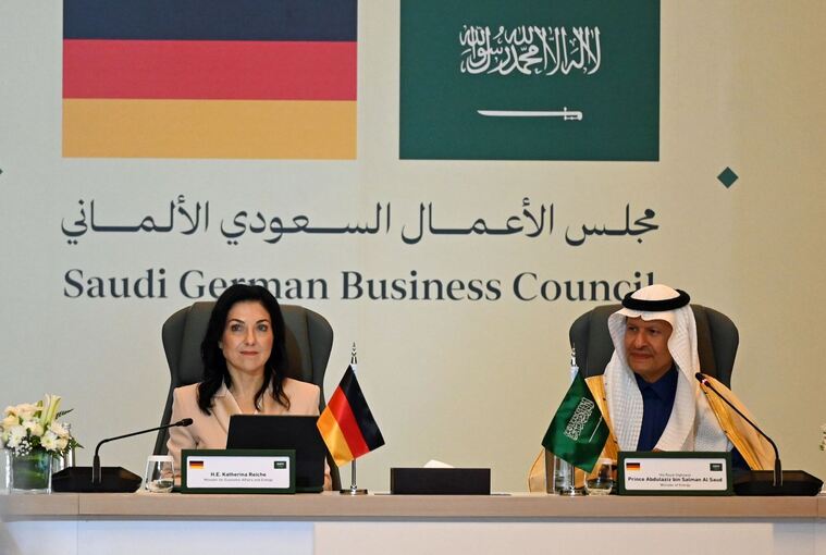 Wirtschaftsministerin Reiche besucht Saudi-Arabien