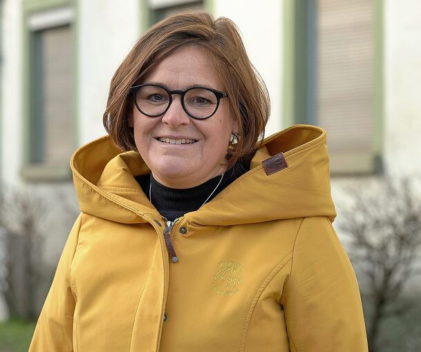 Die grüne Landtagsabgeordnete Silke Gericke will mit einer Umarmungsaktion ein Zeichen gegen Rollenbilder setzen.