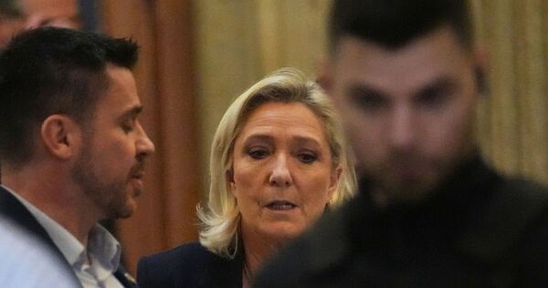 Berufungsverfahren - Le Pen zum Verdacht auf Veruntreuung