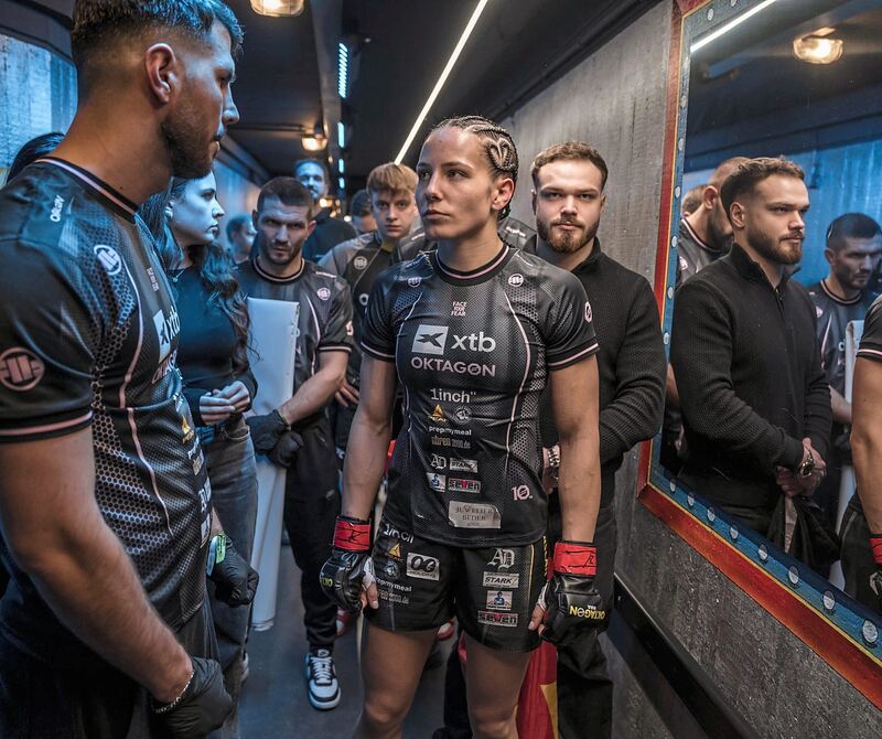 Alina Dalaslan bei MMA-Event in der Schleyerhalle Stuttgart.