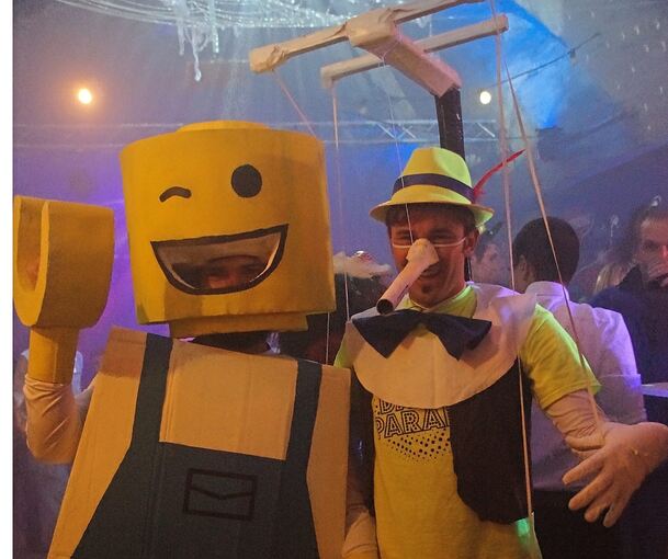 Lego-Mann und Pinocchio – der Fantasie sind keine Grenzen gesetzt.