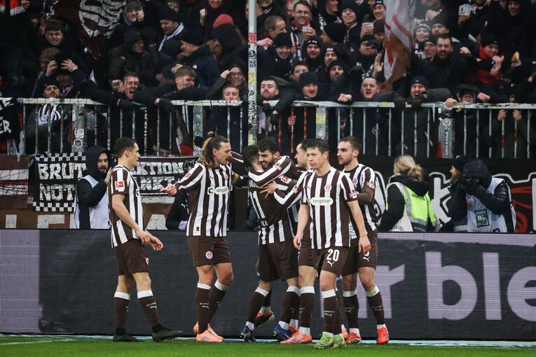 FC St. Pauli - VfB Stuttgart