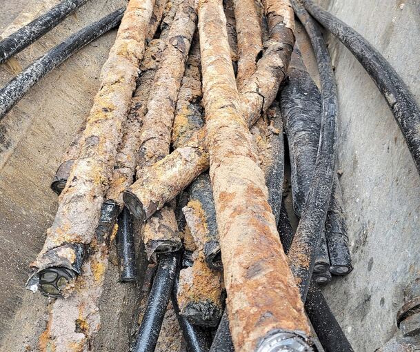 Ein defektes Stromkabel hat zu dem Ausfall geführt. (Symbolfoto)